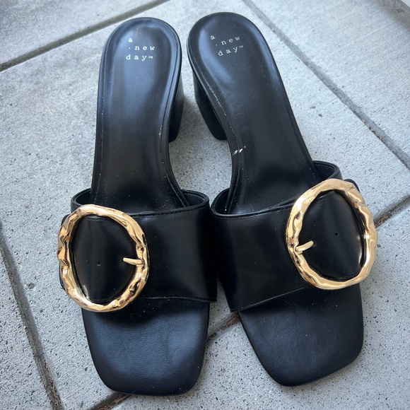 Buckle Mule Heel - Picture 4 of 5